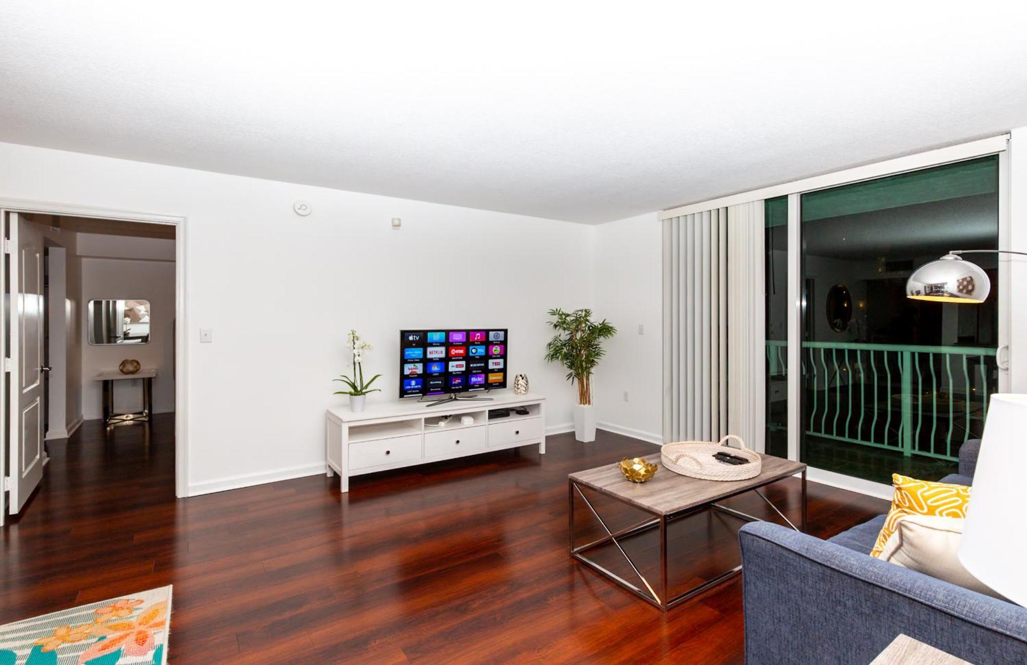 Star Yellow Brickell Appartement